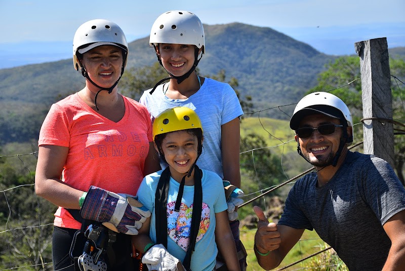 Tours Costa Rica Green Life Tours- Private services.
