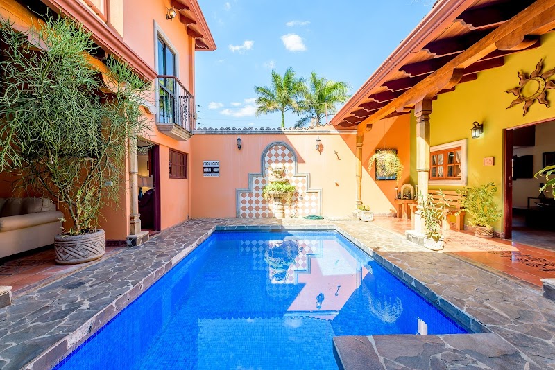 Casa Leona
