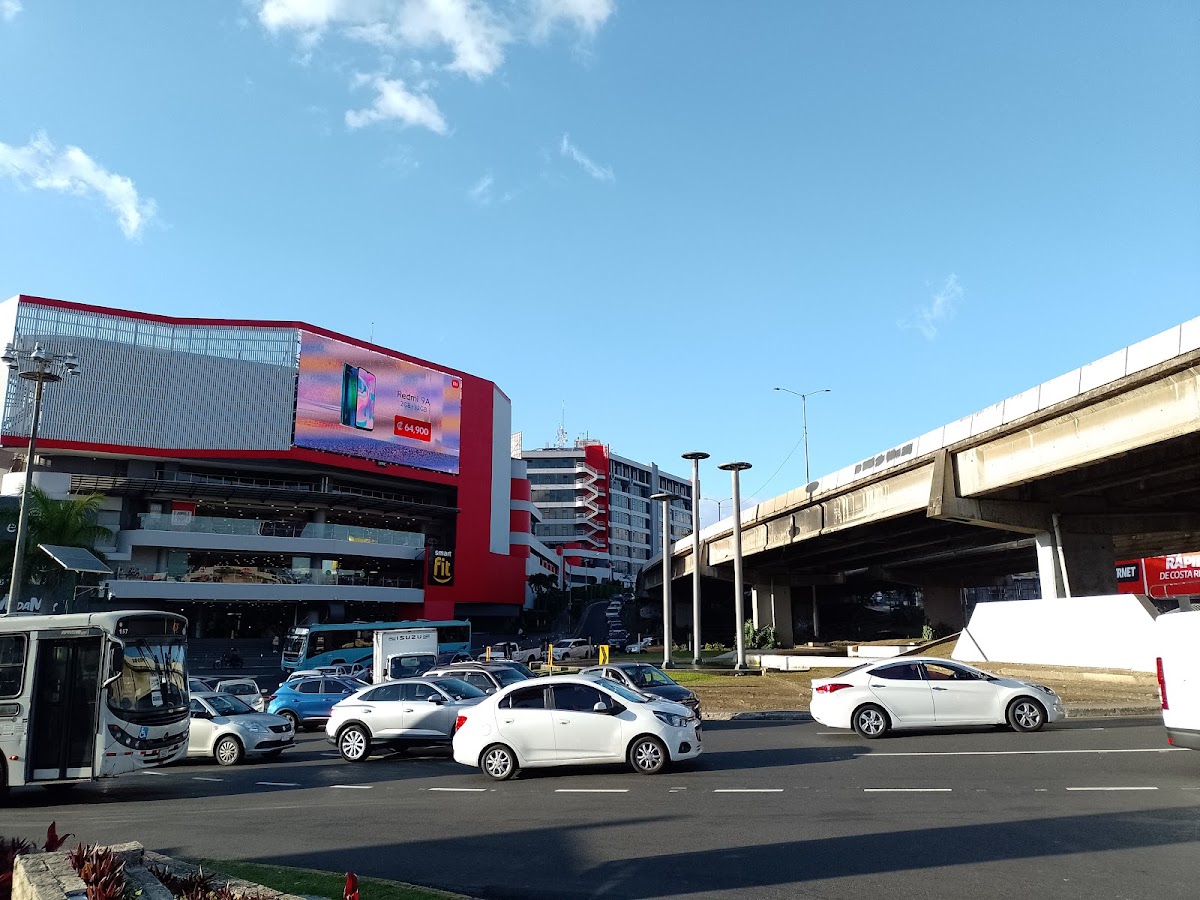 Mall San Pedro