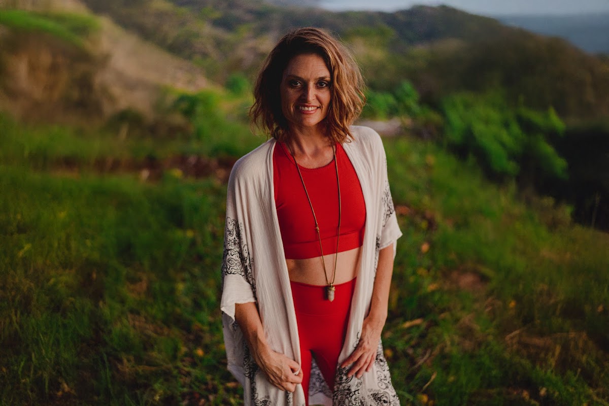Laura Waite: Yoga • Massage • Retreats