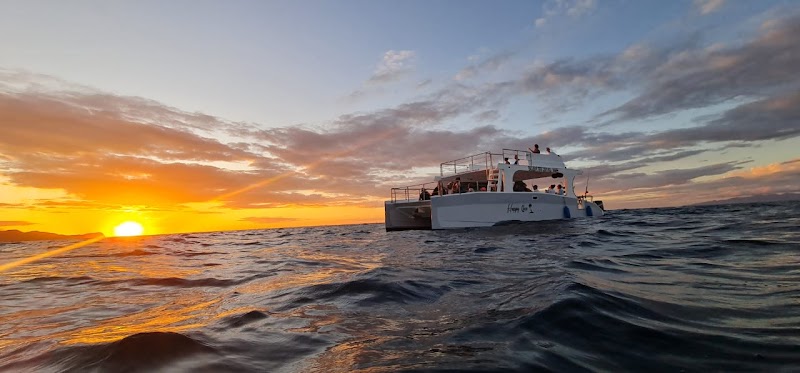 Catamarán & Sailing Tour Exclusive Tour Costa Rica.