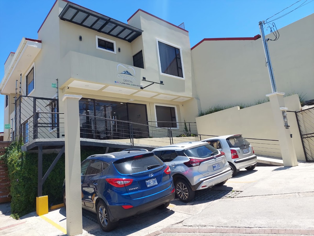 Centro Odontomédico Del Este