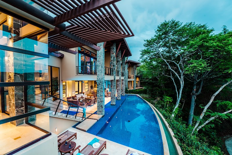 Casa Pericos