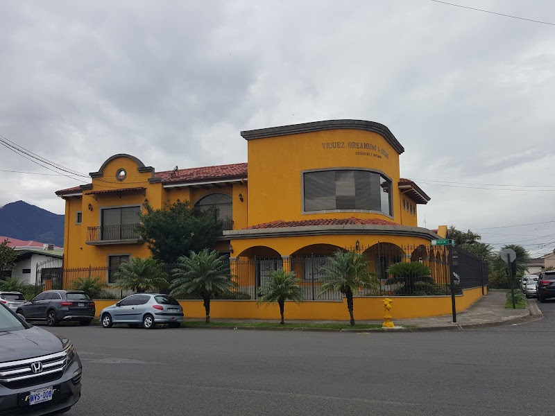 Víquez Oreamuno & Asociados