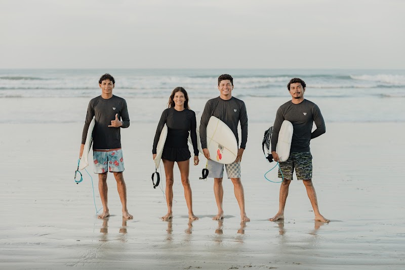 Chorotegas Surf School