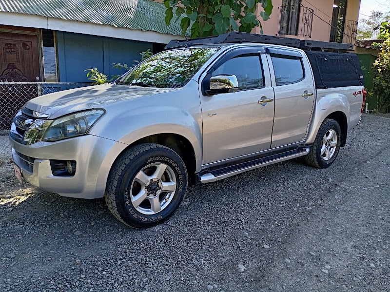 GEN Car wash Nosara